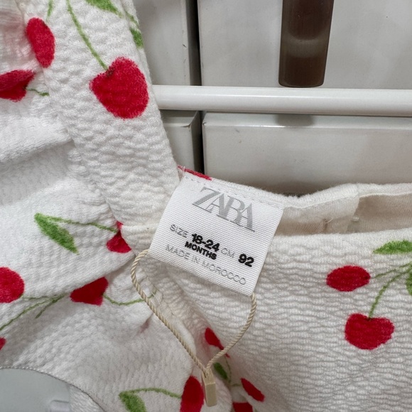 Zara White Dress with Red Cherry Print - Picture 3 of 3